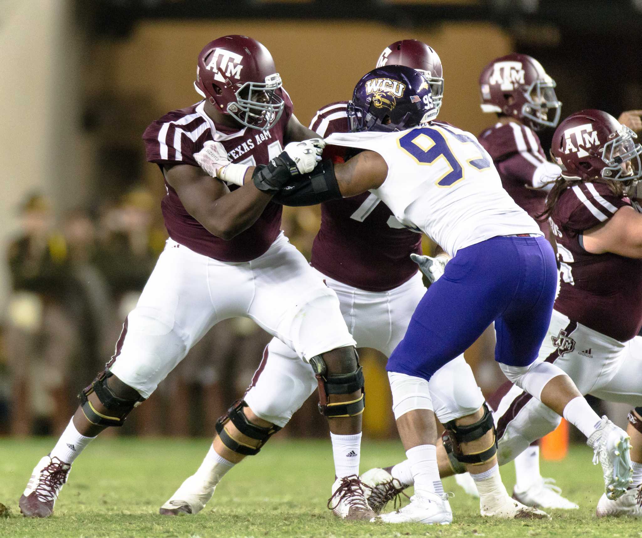 Detroit Lions sign OL Germain Ifedi, a 2016 first-round pick