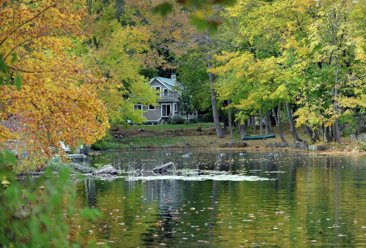 Voters defeat proposed Rainbow Lake tax district