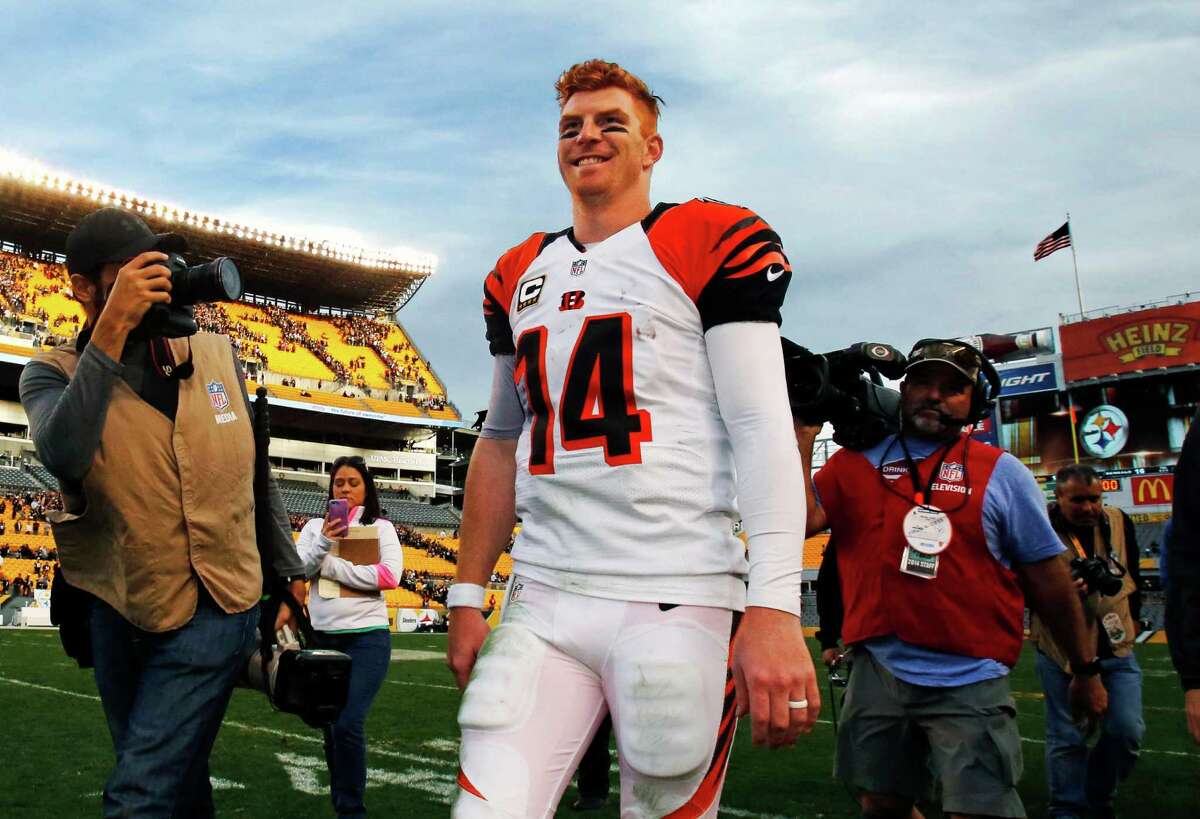 Dalton leads way as Bengals beat Browns 31-10, go to 8-0