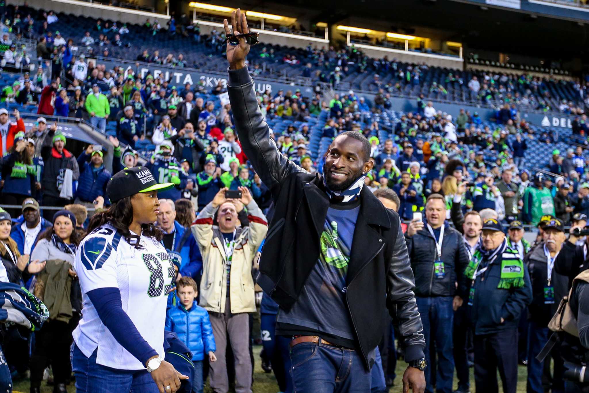 After nearly dying on the field, retired NFL player Ricardo Lockette  explains the power of grit – GeekWire