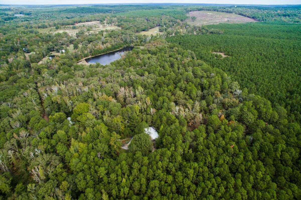 The 'Aluminum House' in Hawkins, Texas listed at 1.5M