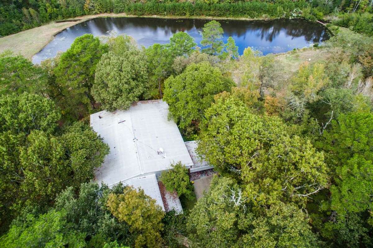 The 'Aluminum House' in Hawkins, Texas listed at $1.5M