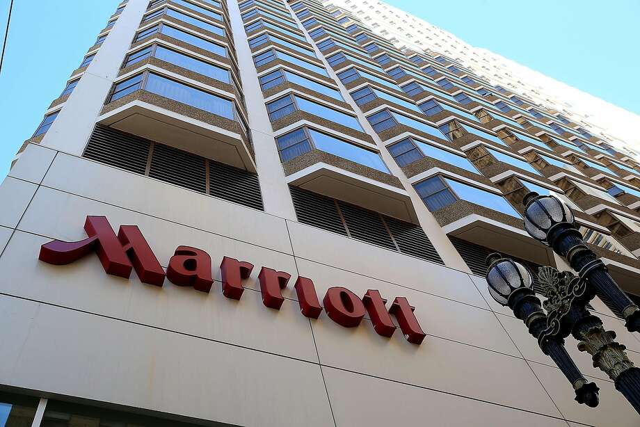 Marriott Deal For Starwood Signals More Hotel Mergers To Come Sfgate San Francisco Ca November 16 A Sign Is Posted In Front Of