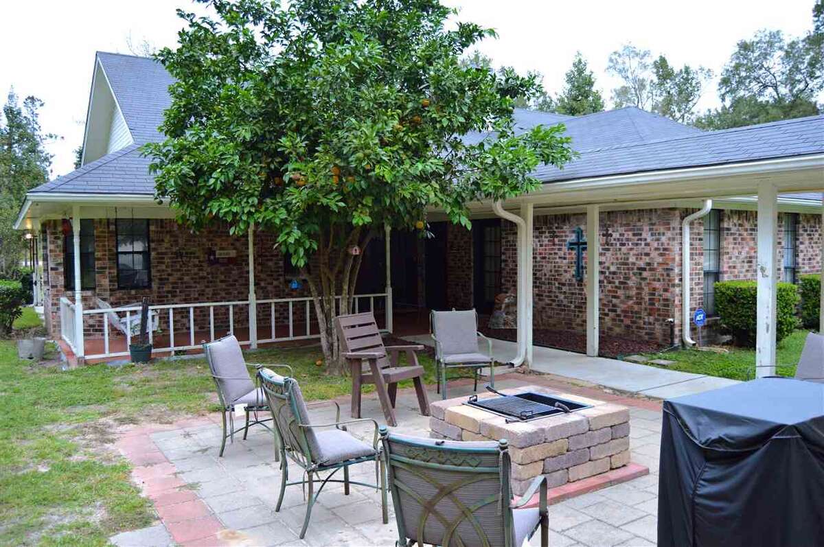 Homes less than 300K for sale in Southeast Texas