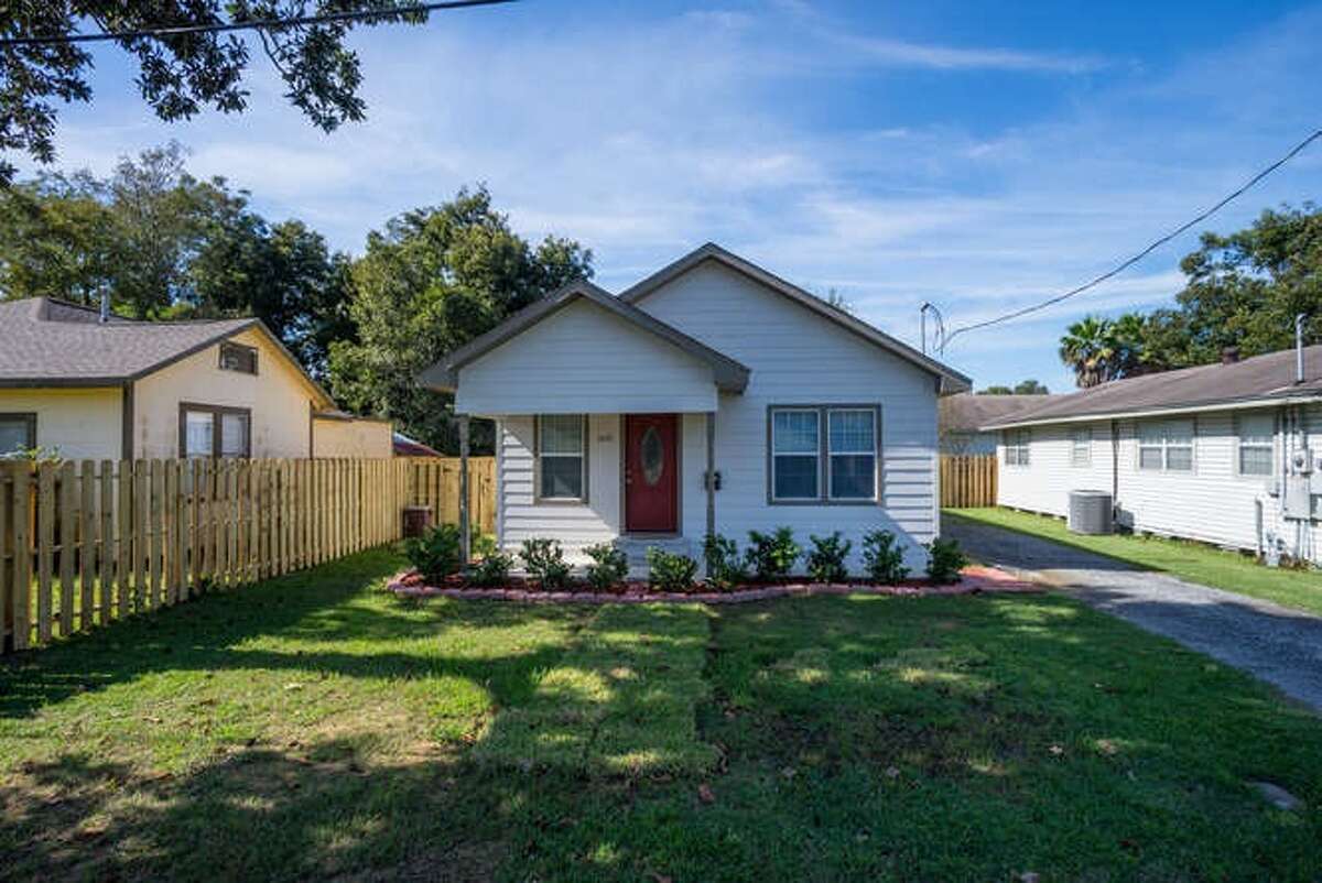 Homes less than 300K for sale in Southeast Texas