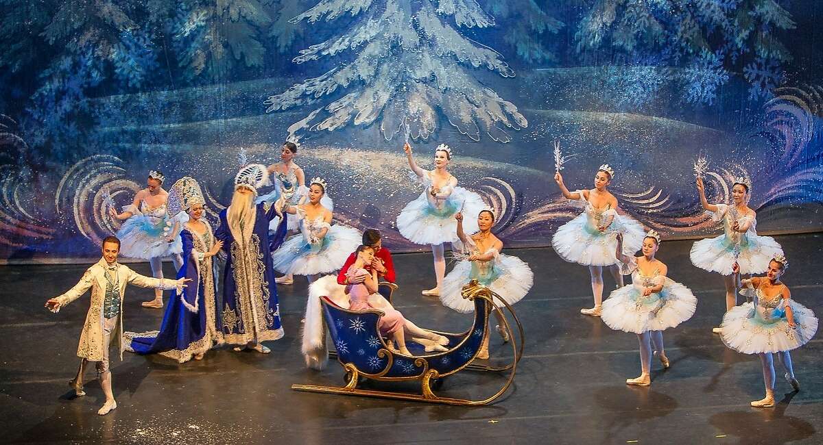 Moscow Ballet S ‘great Russian Nutcracker Puts A Twist On Holiday Classic