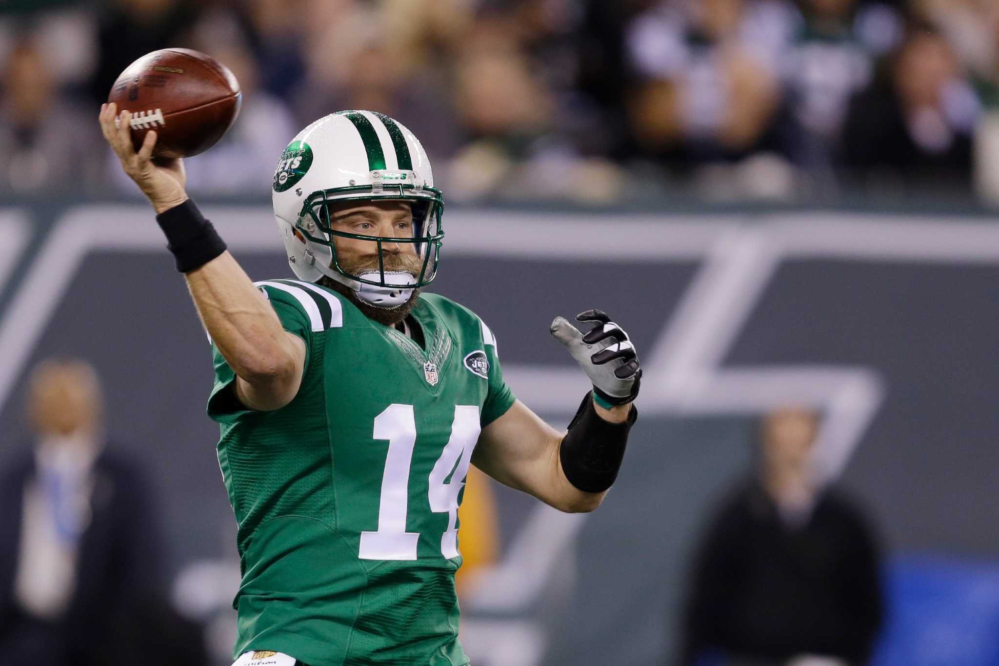 Jets QB Ryan Fitzpatrick Has A LOT of Former Teammates Around the