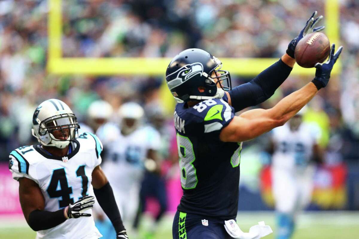 Seattle's Jimmy Graham pulls in a pass from Russell Wilson in the second half of the Seahawks game against the Panthers, Sunday, October 18, 2015.