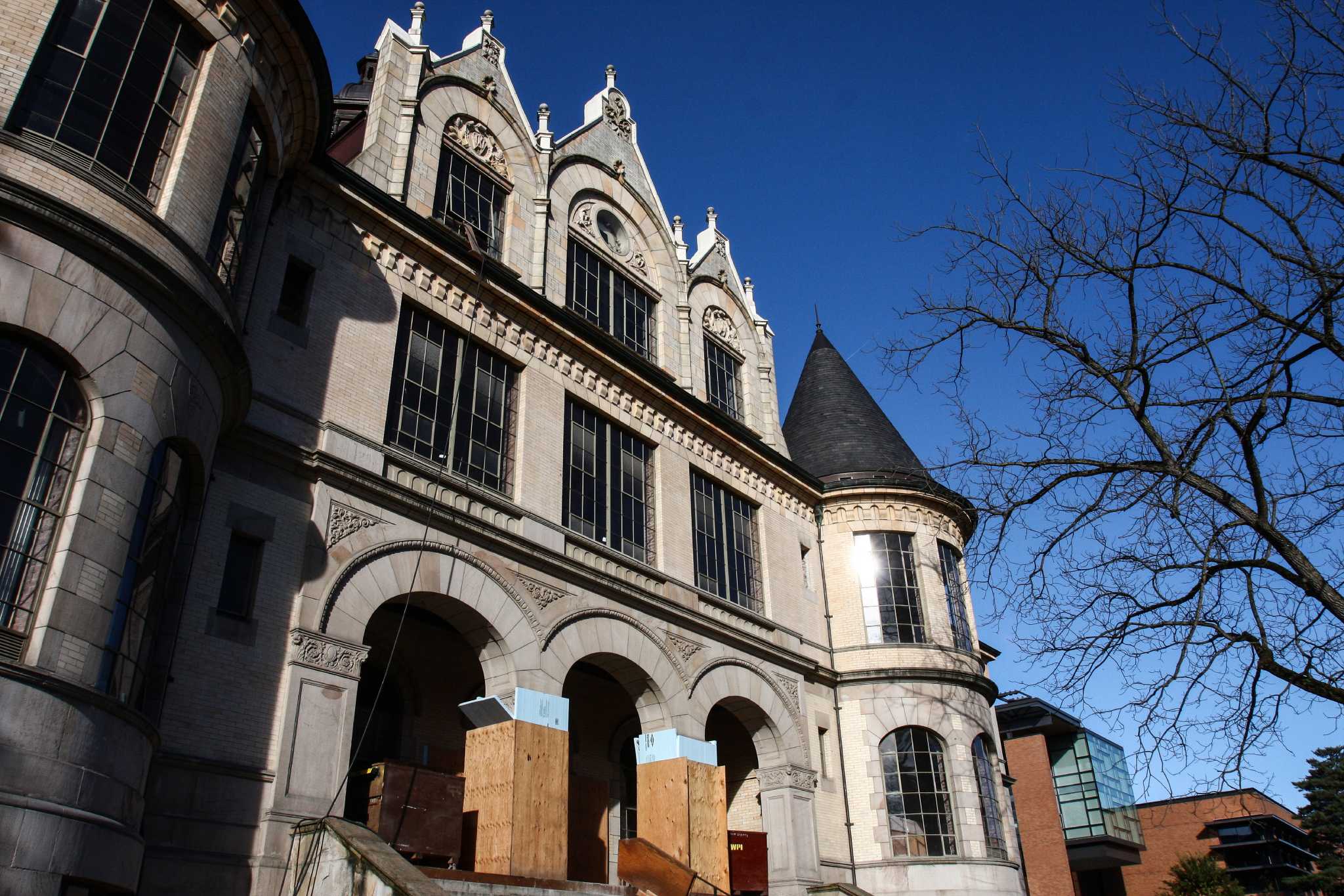 uw-s-oldest-building-getting-a-makeover