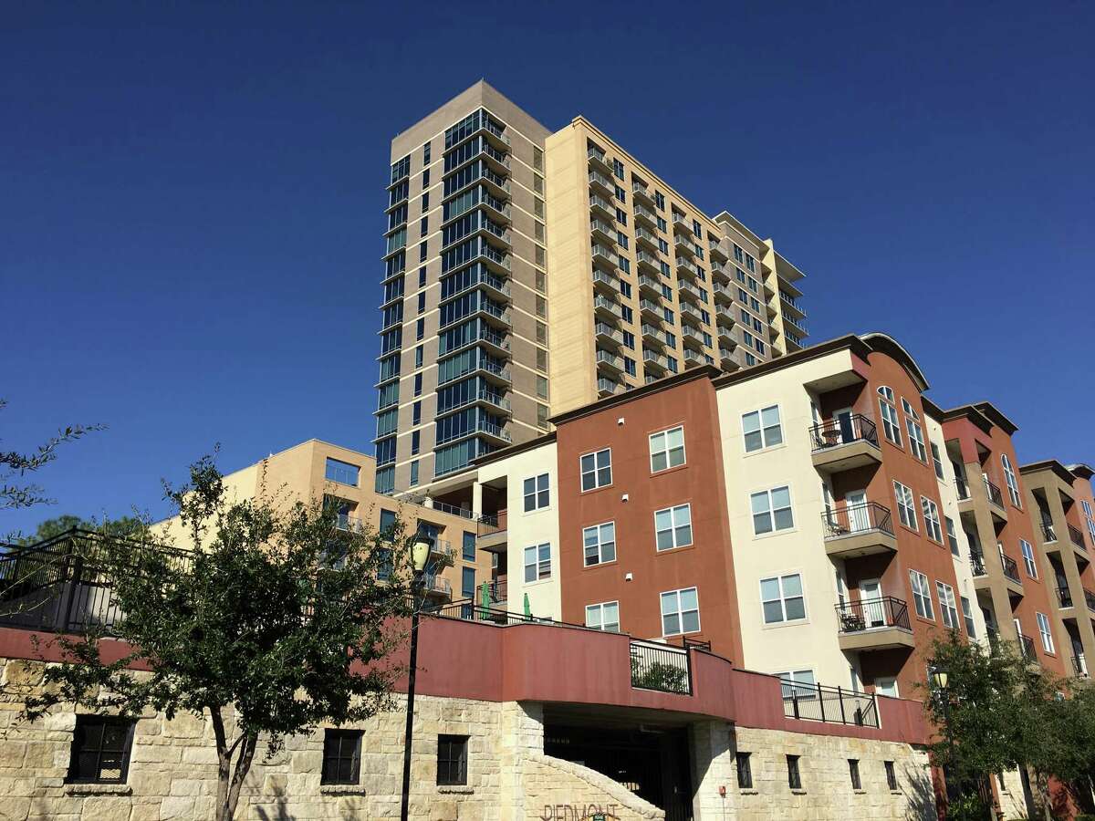The Sovereign luxury apartment building at 3233 W. Dallas is complete. It's the first phase of the project.