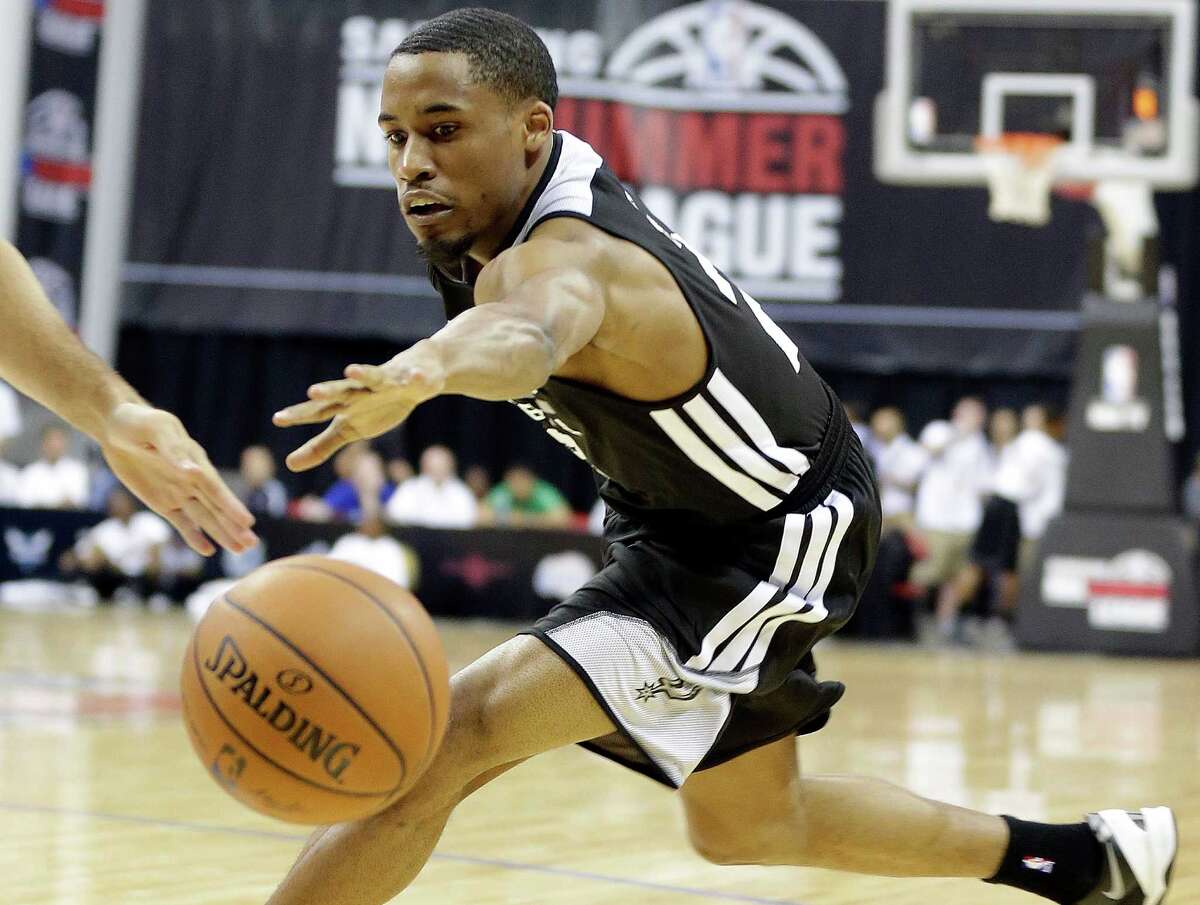 Spurs’ Cotton determined to make NBA return