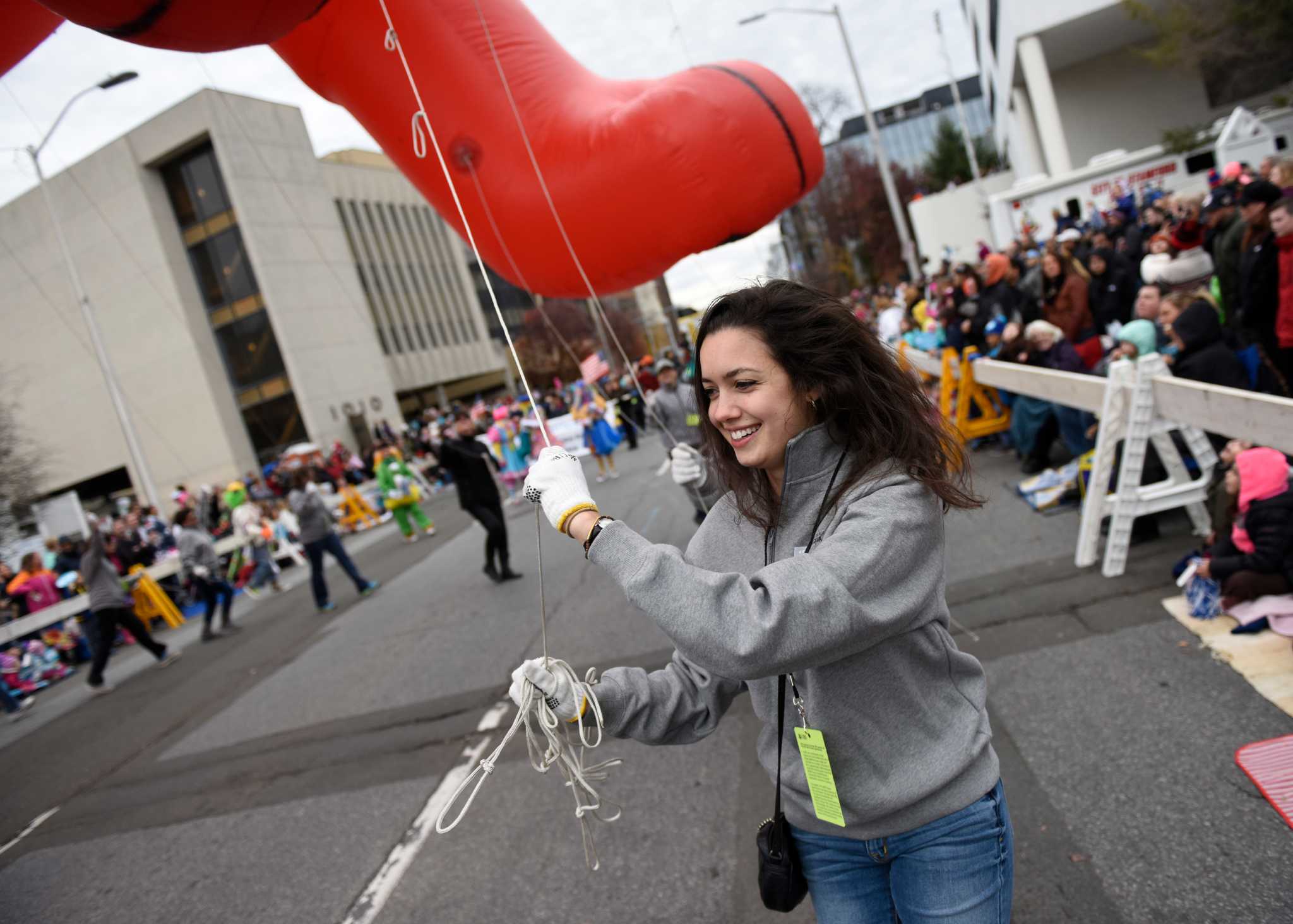 Thanksgiving parade returns to Stamford