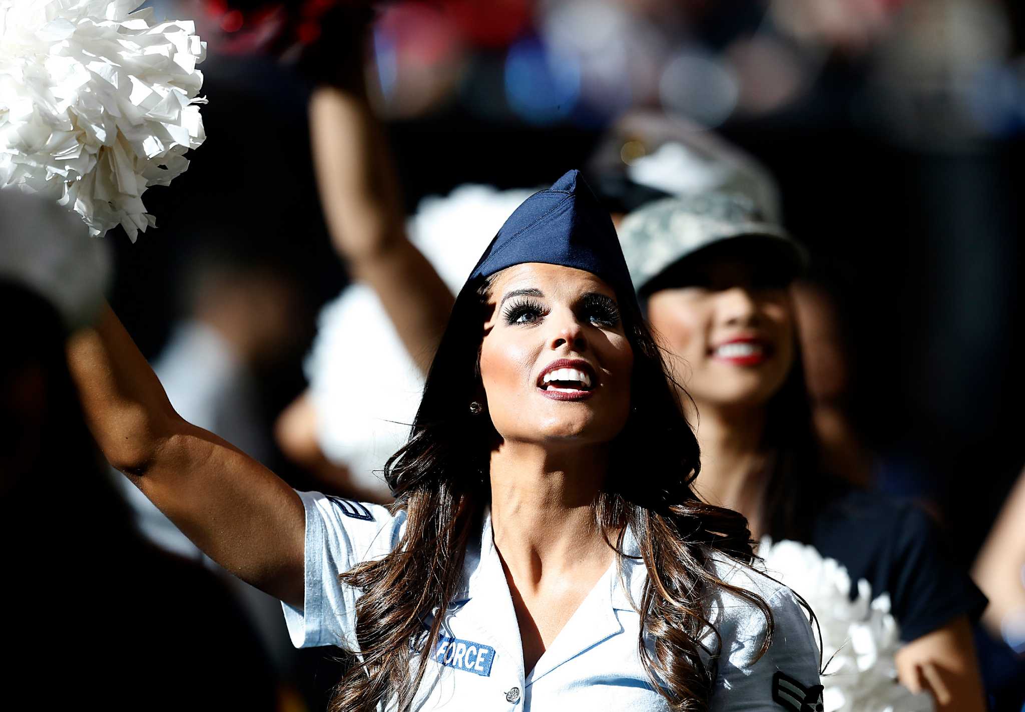 Texans cheerleaders salute the military