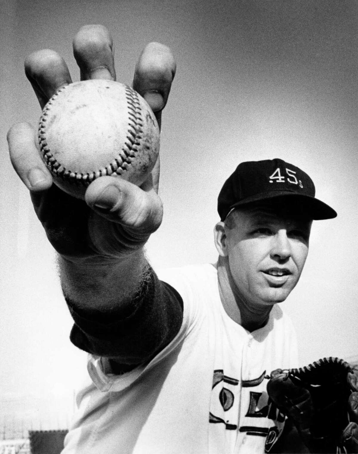 Ken Johnson, Only Loser of 9-Inning No-Hitter, Dies at 82 - The