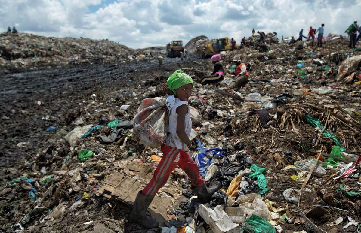 toxic-kenya-dump-embodies-pope-s-environmental-concern