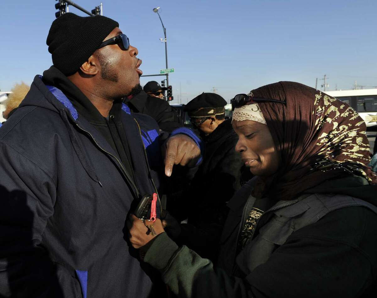 Release of police-shooting video ignites Chicago street protests