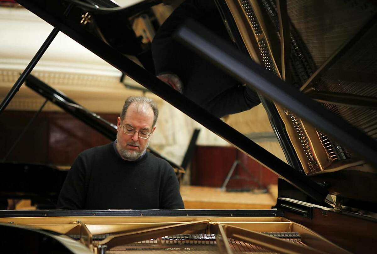 Pianist Garrick Ohlsson performs Sunday afternoon in Berkeley's Zellerbach Hall American pianist Garrick Ohlsson plays during the rehearsal for the Special Concert on the 200th Anniversary of Fryderyk Chopin's Birth at Warsaw Philharmonic February 25, 2010. Poland is celebrating the 200th birthday of one of its most famous sons, composer Chopin, with a week-long marathon of recitals of his music, a commemorative bank note and a new state-of-the-art museum. REUTERS/Kacper Pempel (POLAND - Tags: ANNIVERSARY ENTERTAINMENT SOCIETY)