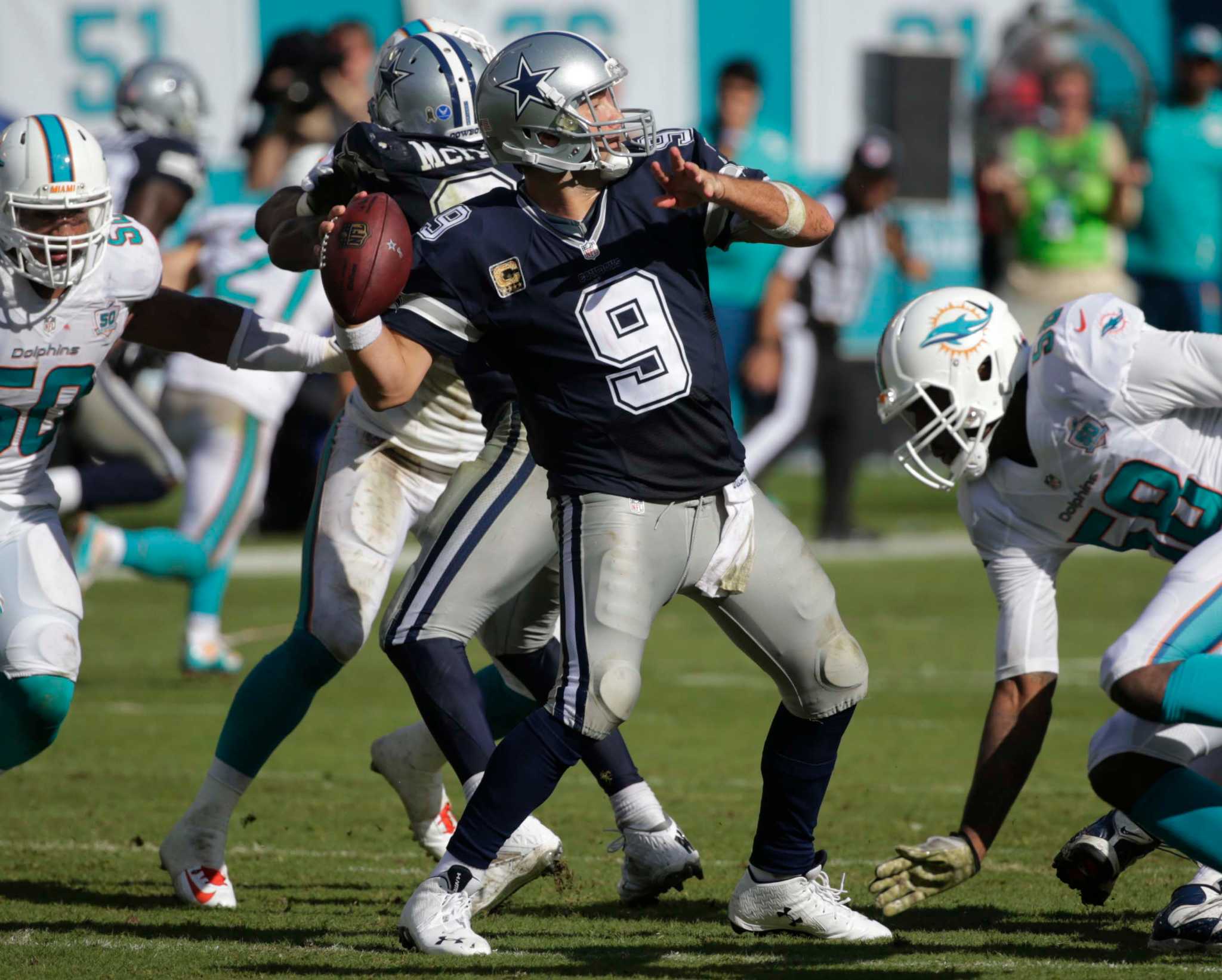 Cowboys-Browns a much hotter ticket than the home opener at AT&T