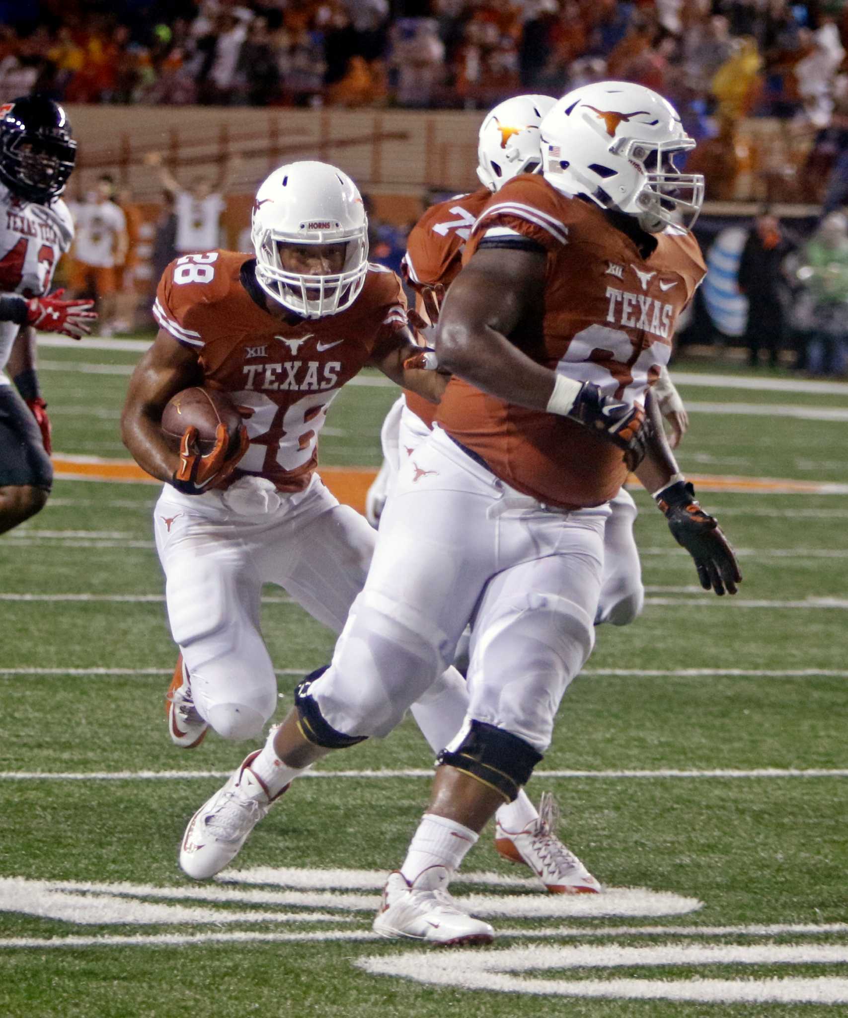 Hamstring injury will keep Texas RB Kirk Johnson out of practice until ...