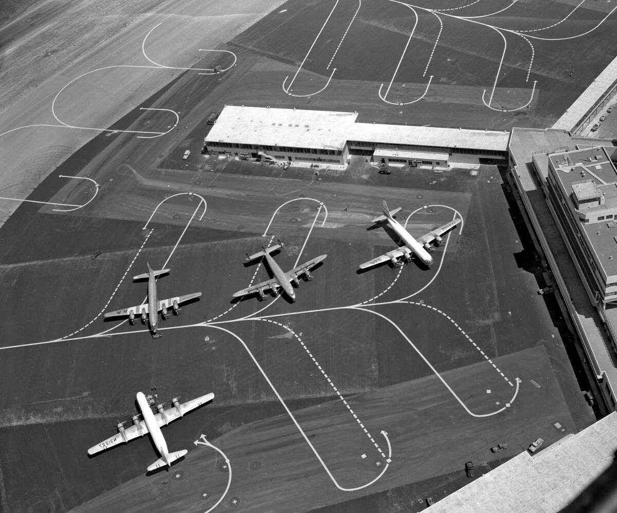 San Francisco International Airport opens with great fanfare on August 27-29, 1954.