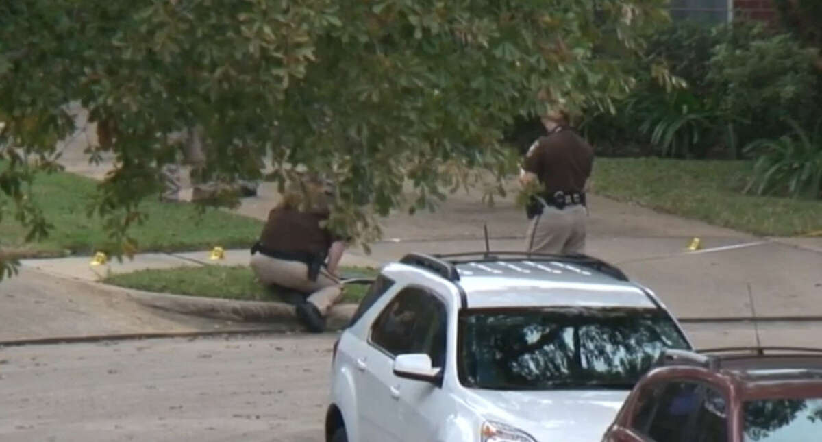 Police Elderly Katyarea man opens fire, wounding wife and killing