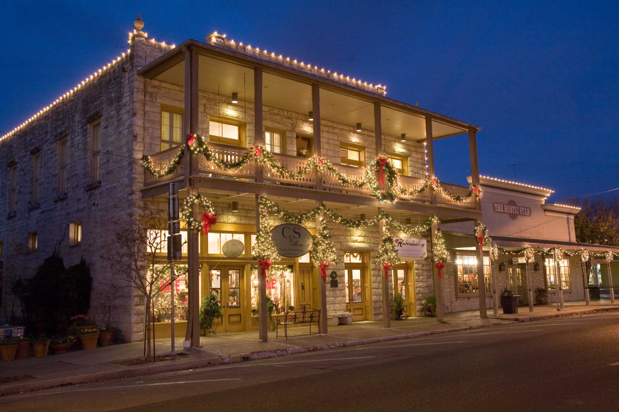 San Antonians are flocking to Fredericksburg for Christmas cheer. Are