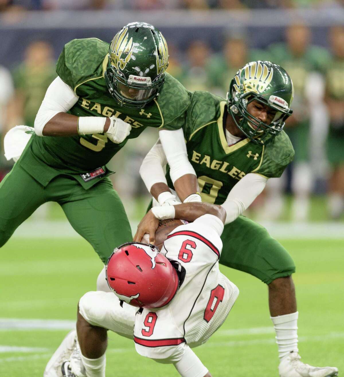 North Shore rallies to knock off Cypress Falls