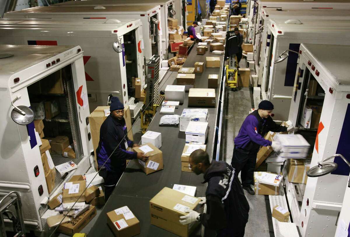 Holiday hiring strongest for distribution work