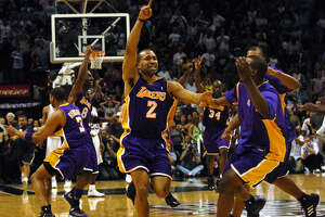 From Spurs archives: Harvey’s column on Fisher’s famous 3-pointer