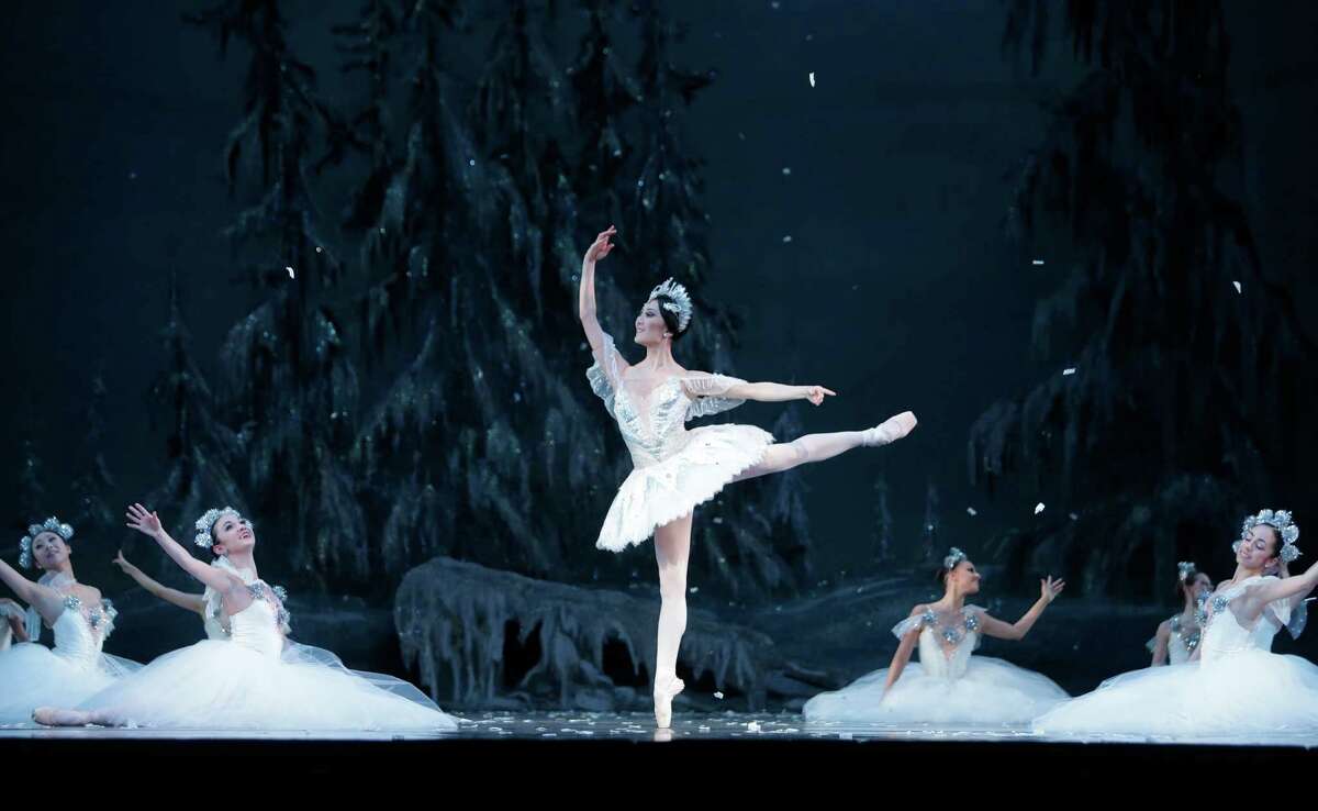 Nao Kusuzaki brings elegant style to the role of the Snow Queen in "The Nutcracker."