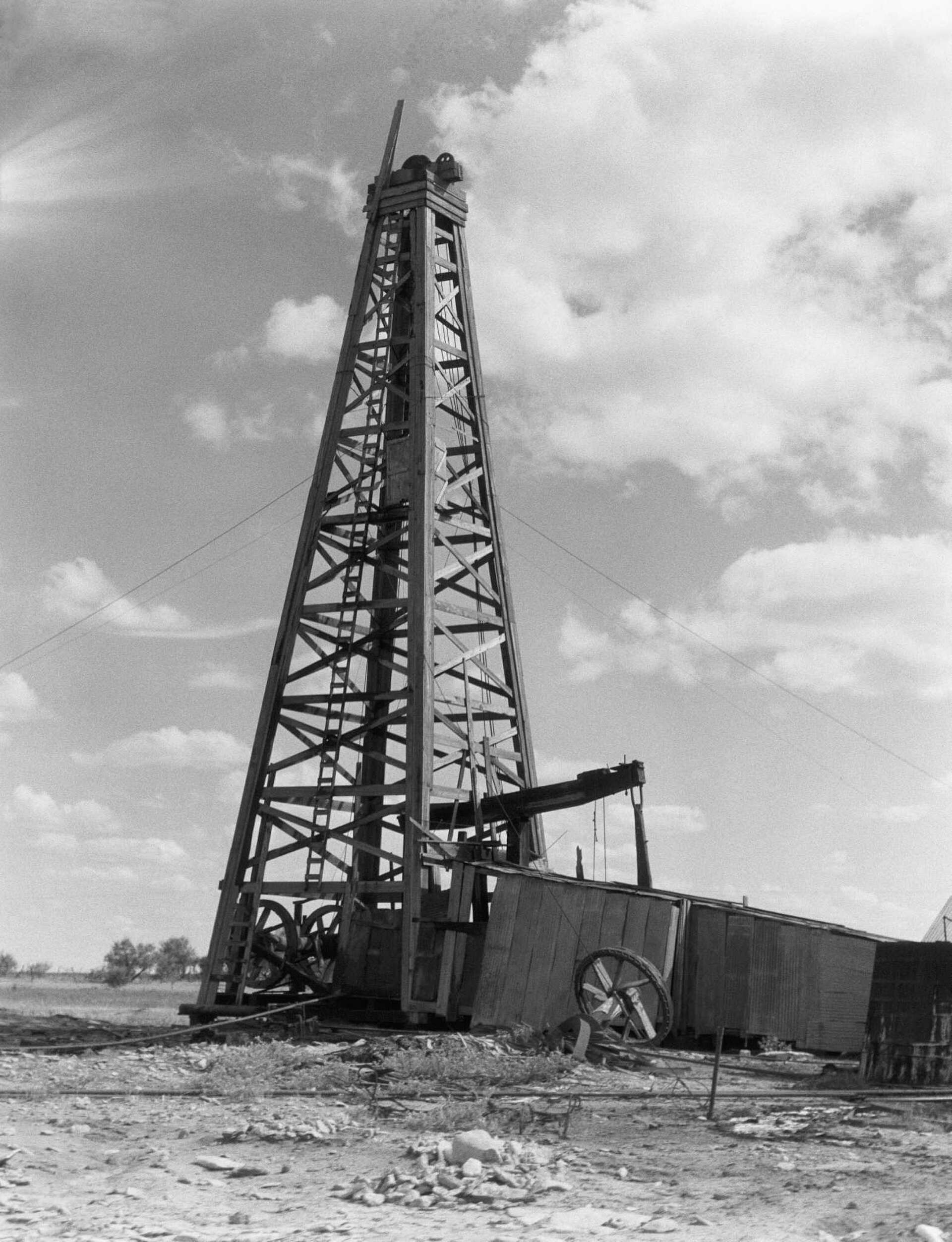 Old Oil Rigs In Texas