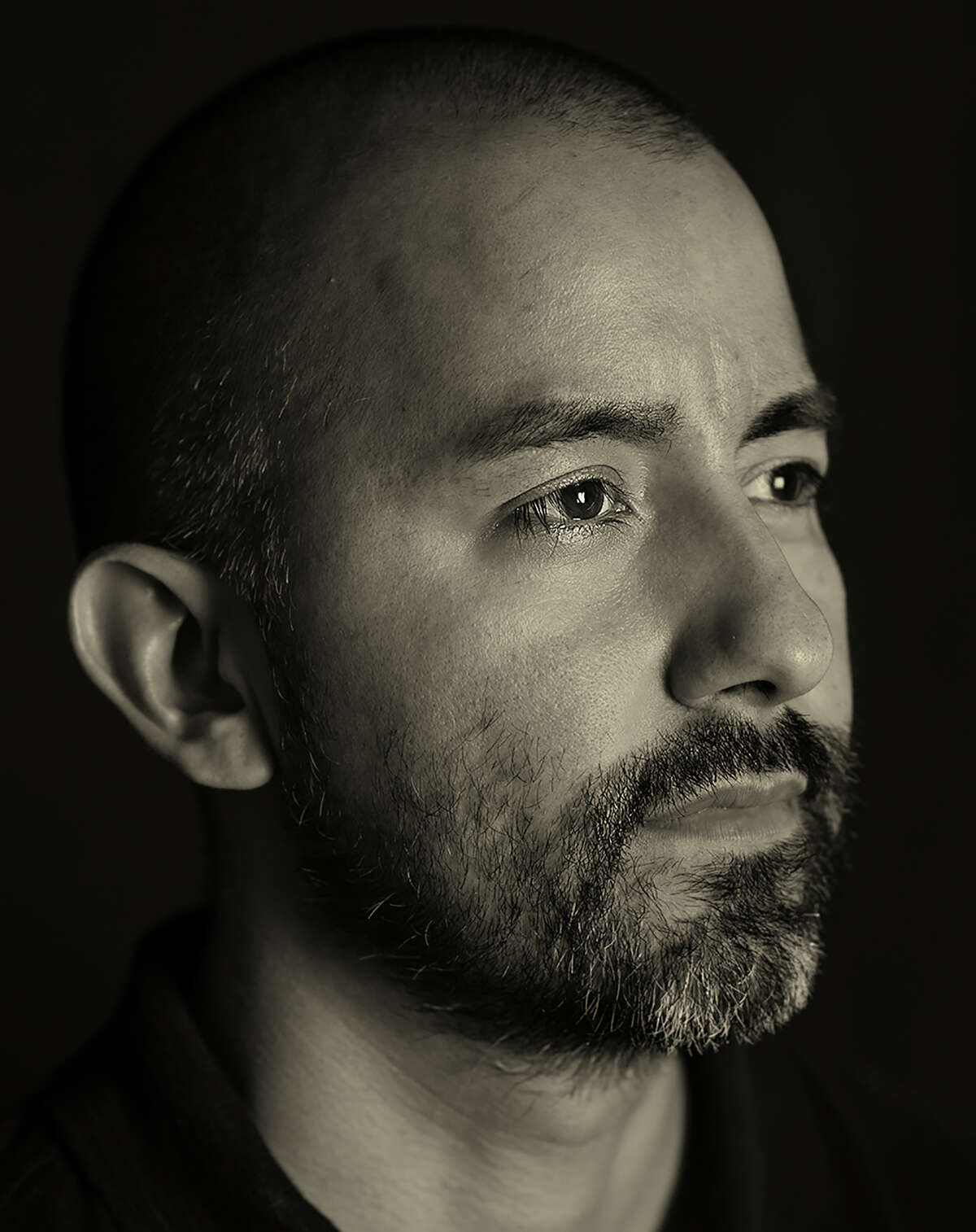Vincent Valdez is one of the artists in Ramin Samandari's "San Antonio Faces of Art" portrait series.
