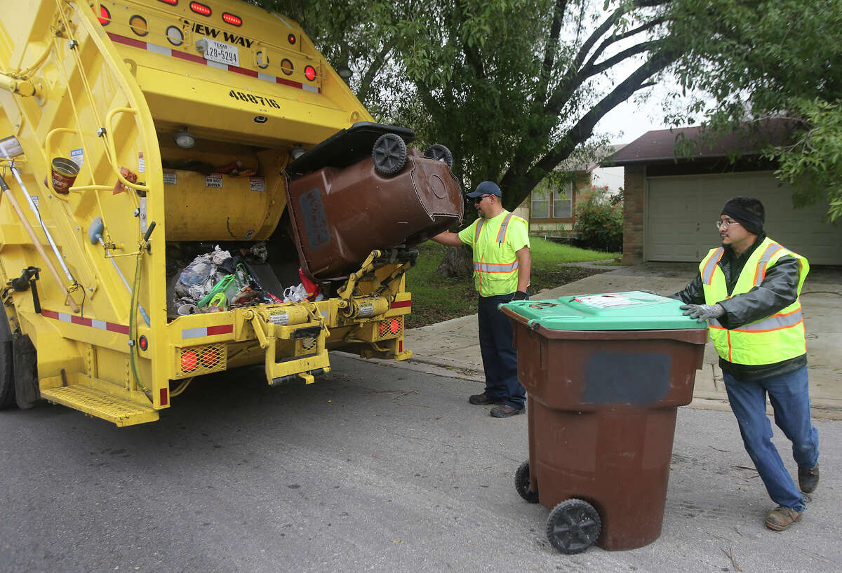 City helps Camelot II with garbage, cleanup