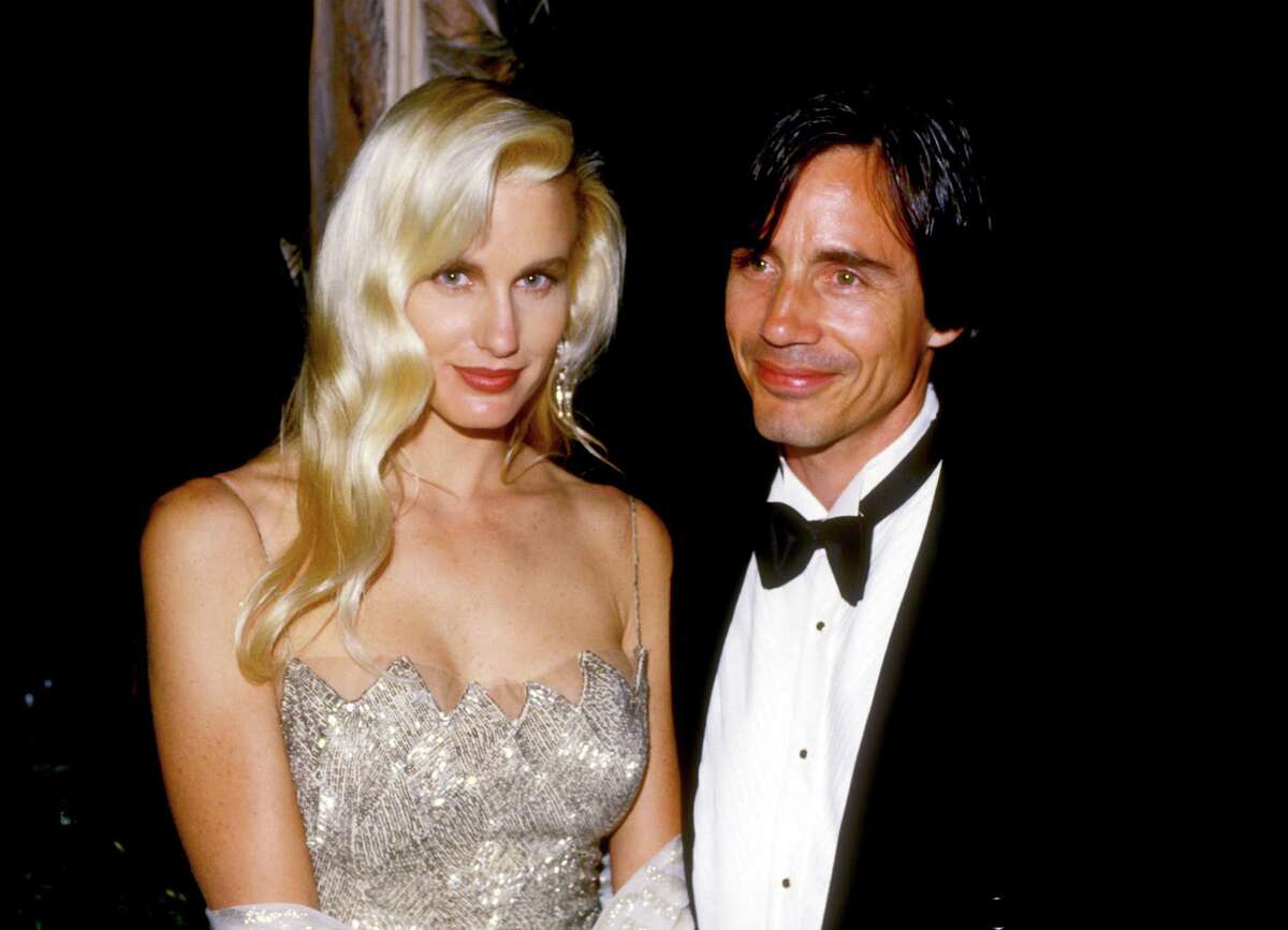 1980 - Daryl Hannah and Jackson Browne (Photo by L. Cohen/WireImage)