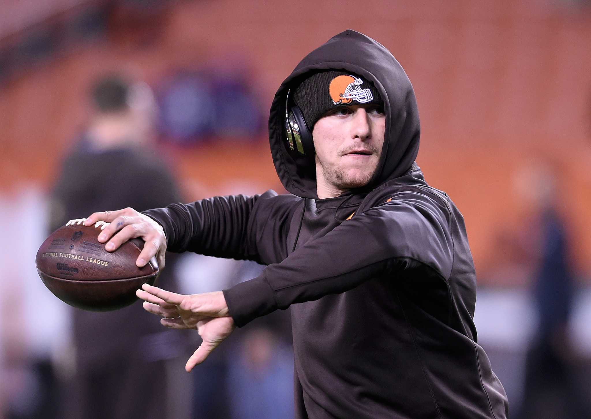 Manziel shines as Browns scrimmage at Ohio State