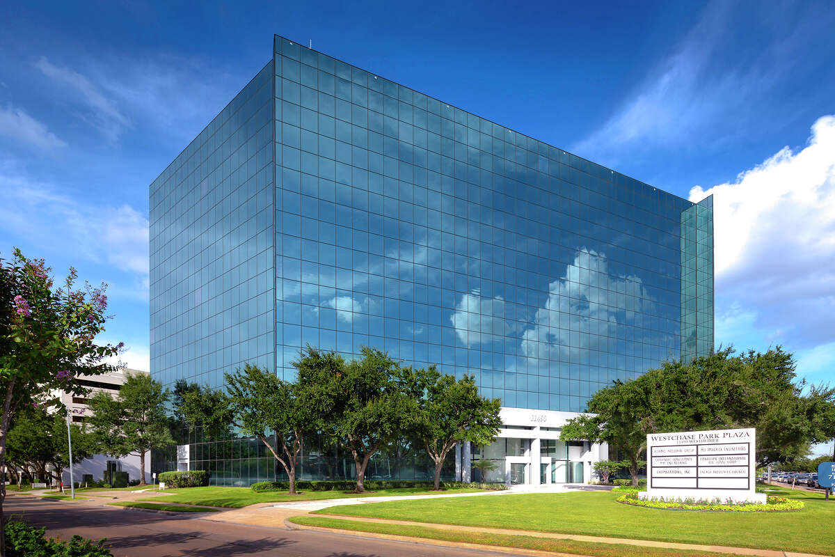 Parmenter Realty Partners upgraded Westchase Park Plaza at 111490 Westheimer.