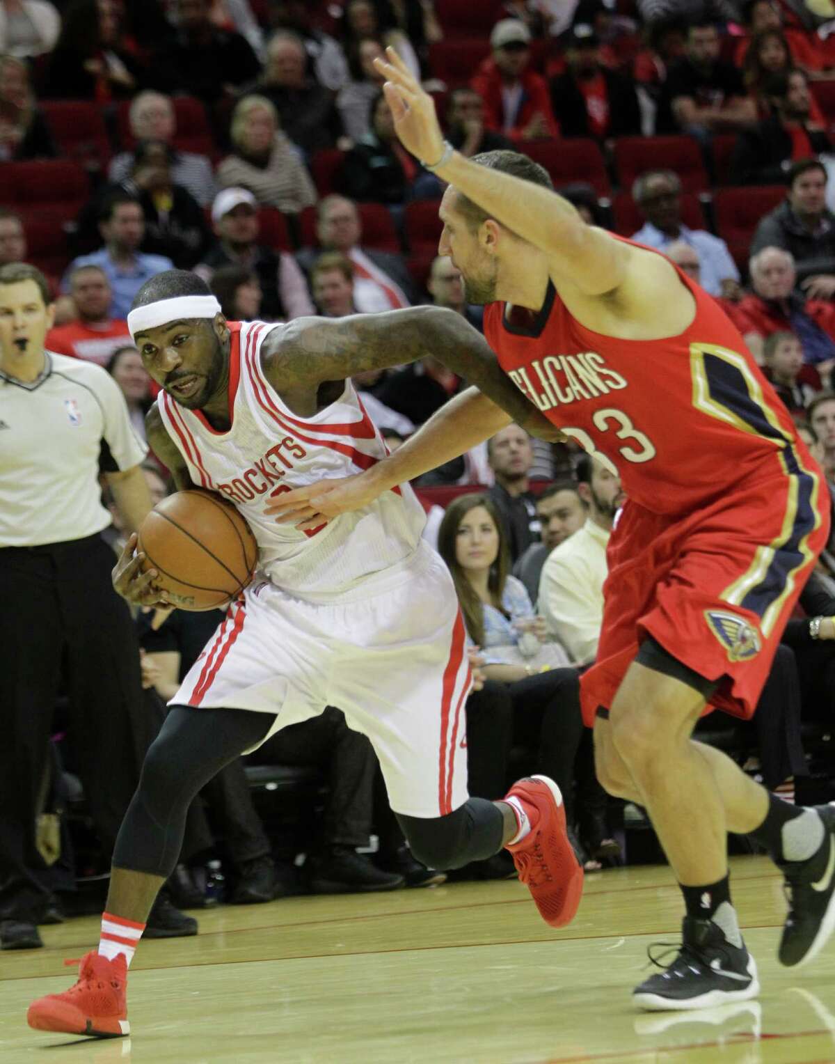 Ty Lawson, trying to work his way past the Pelicans' Ryan Anderson, has shown only glimpses of his Denver flashiness in Houston.