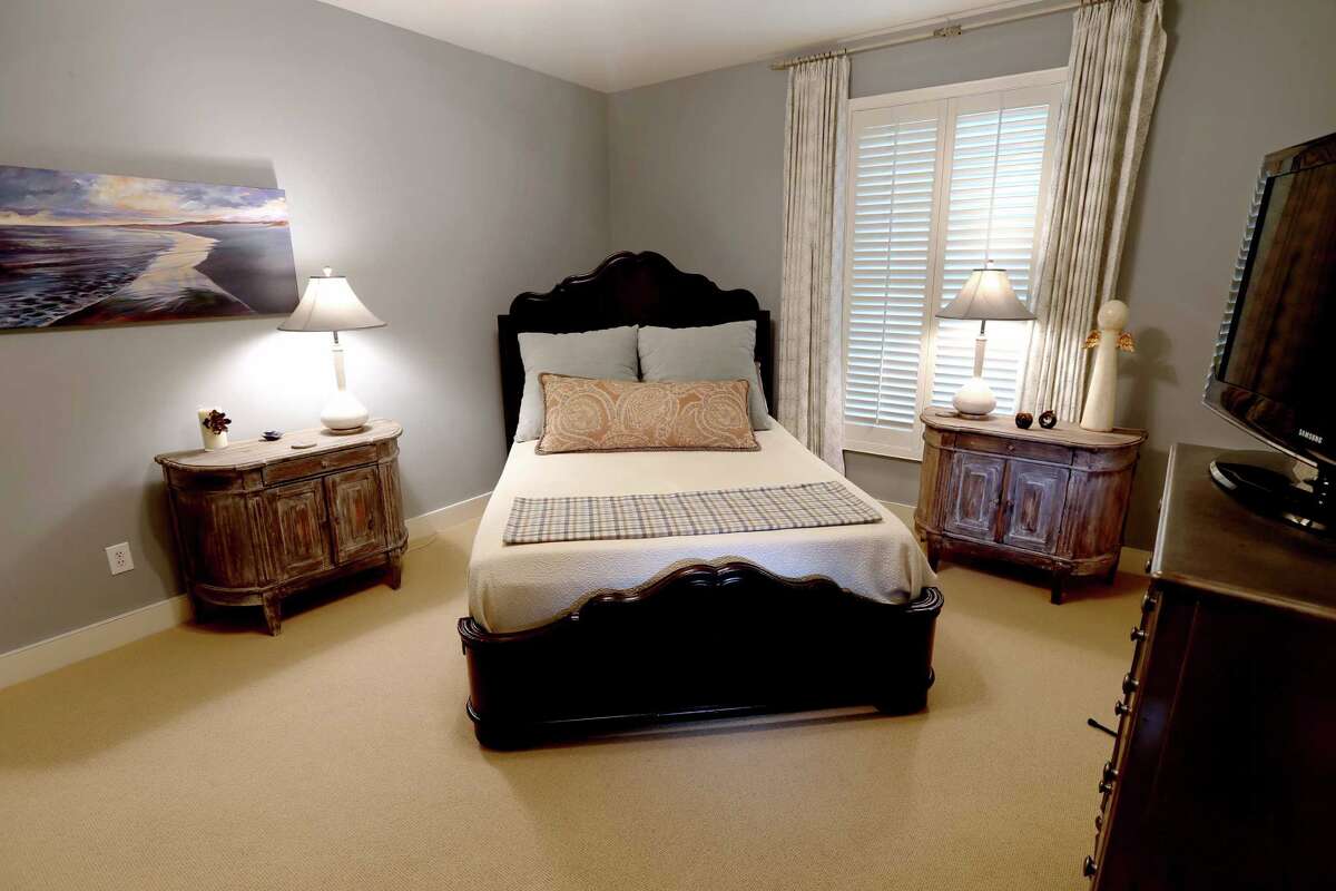 Bellaire emptynesters renovate for a more 'grownup' phase of life