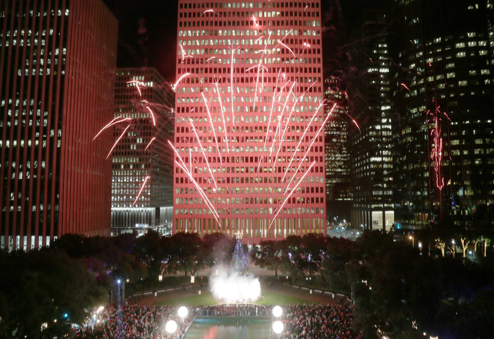 2015 Mayor's Holiday Celebration and Tree Lighting - Houston Chronicle2048 x 1404