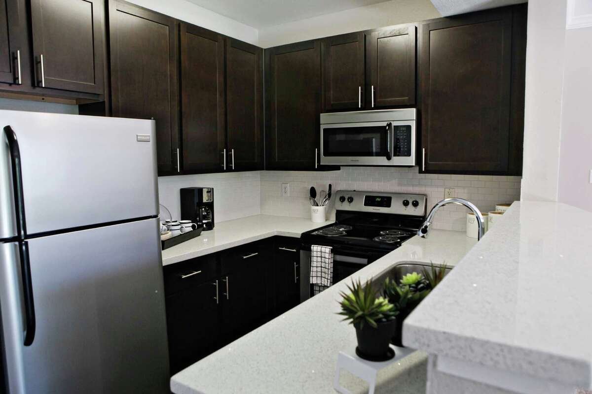 Deal of the Week Clear Lake apartments have a new owner