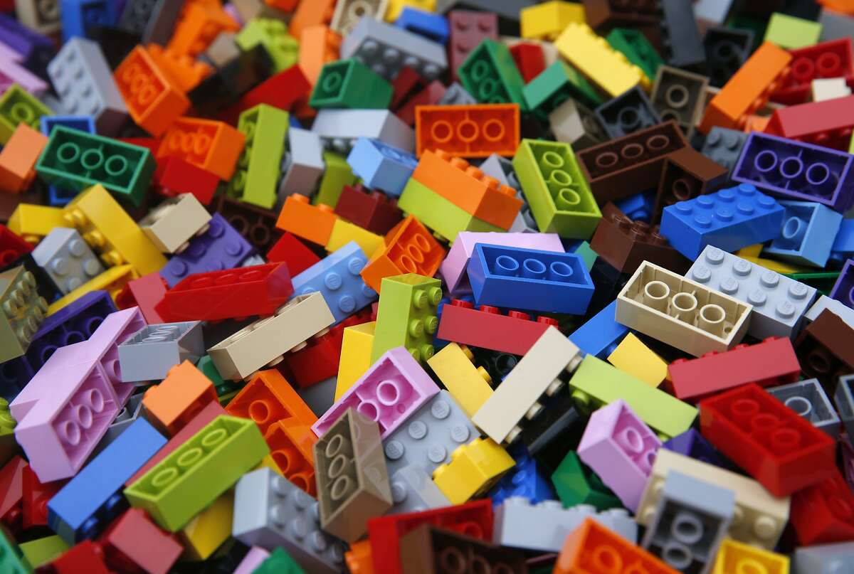 Kids use Legos at Stanford project to learn about tech education