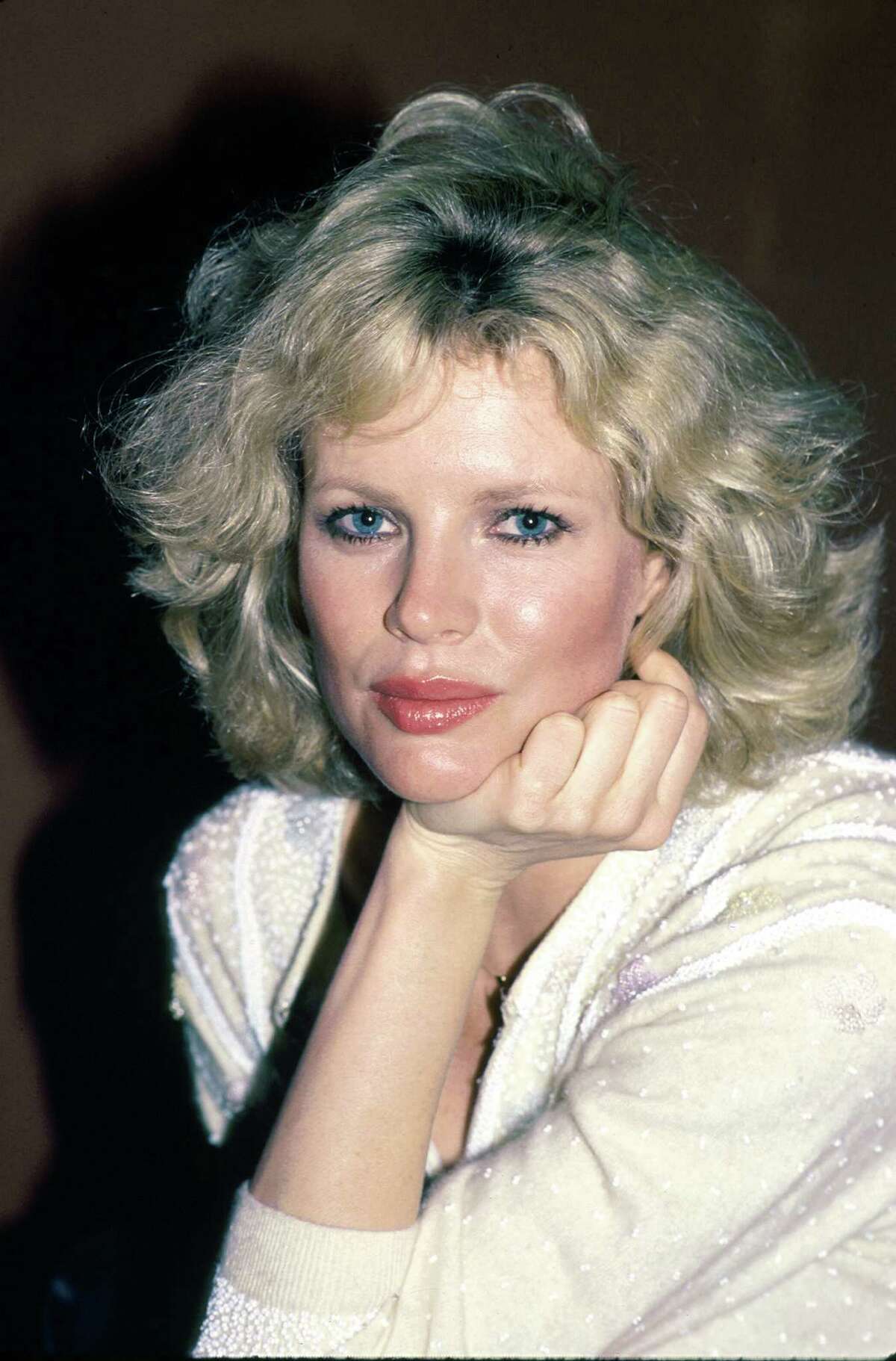 Kim Basinger Young Photos