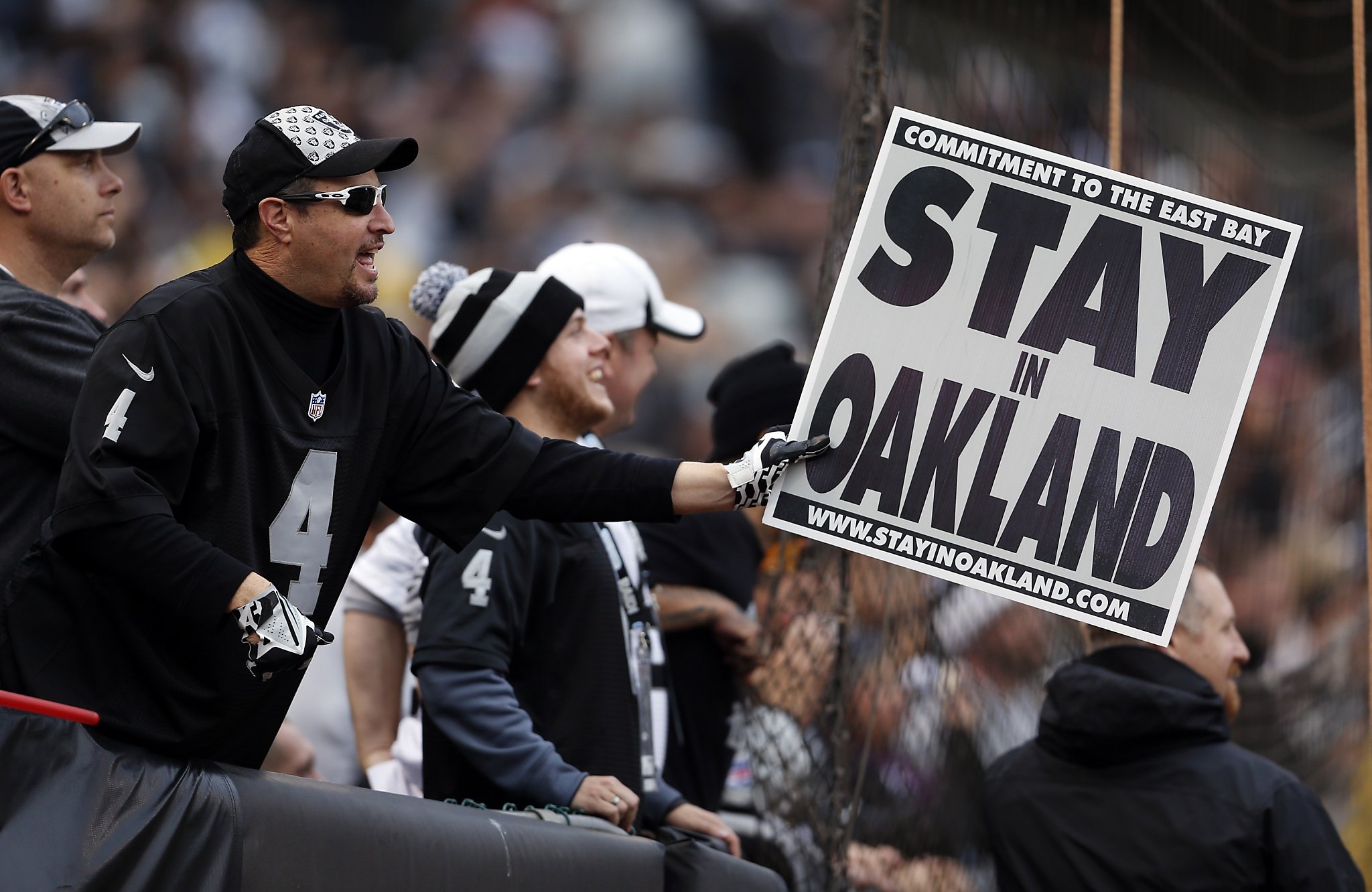 Oakland must stand tall against NFL extortion game