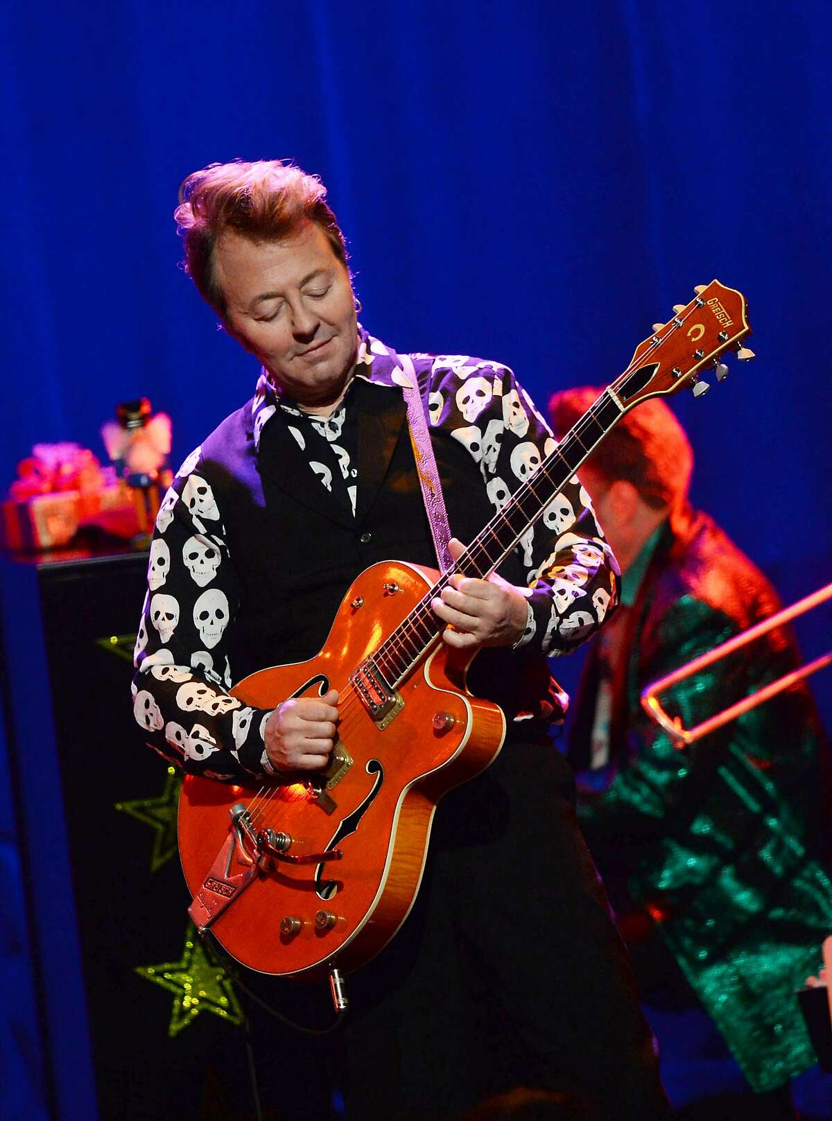 Brian Setzer Christmas Show 2022 Brian Setzer Keeps Rockin' Christmas