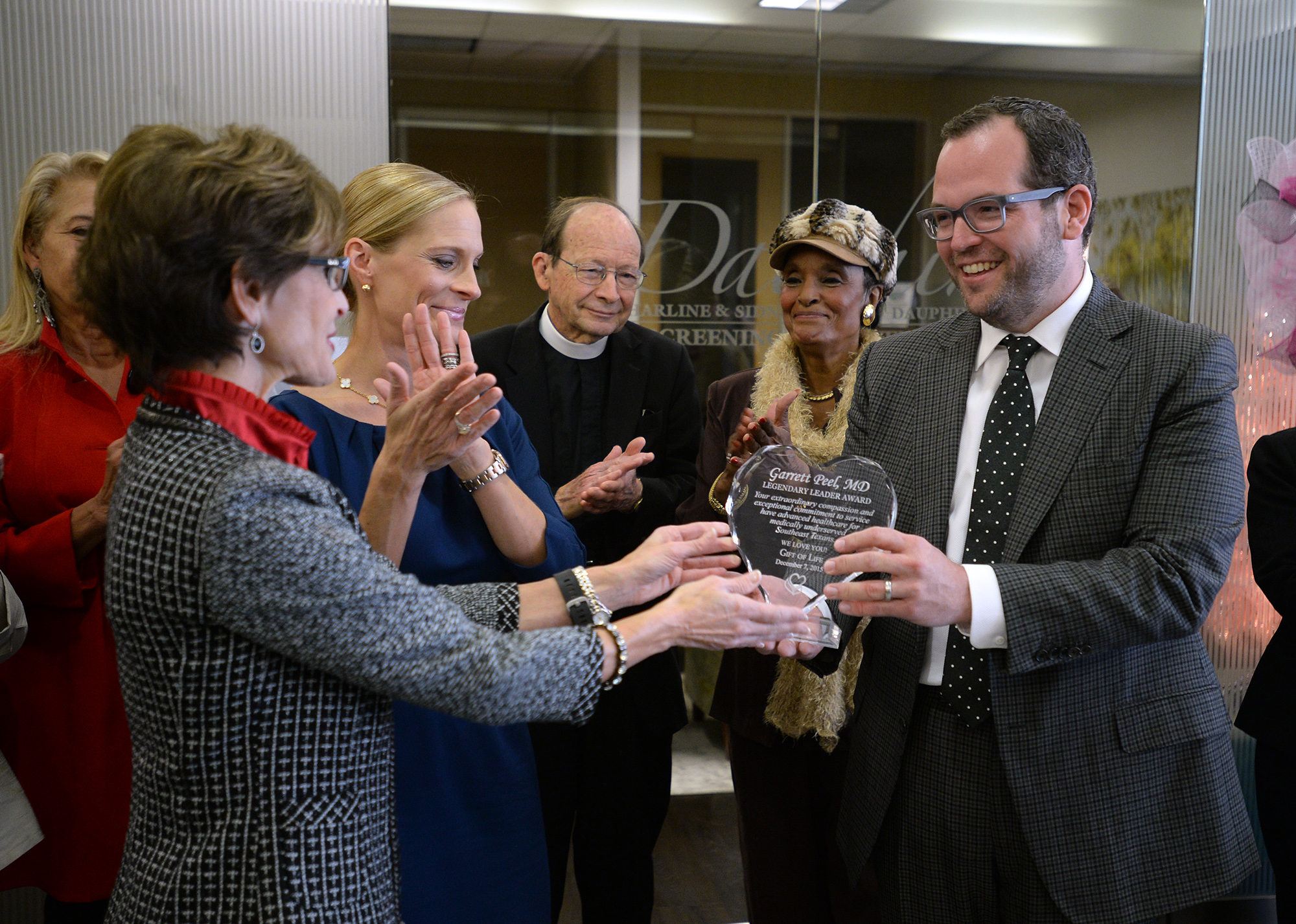 SETX doctor receives Gift of Life s Leader Award