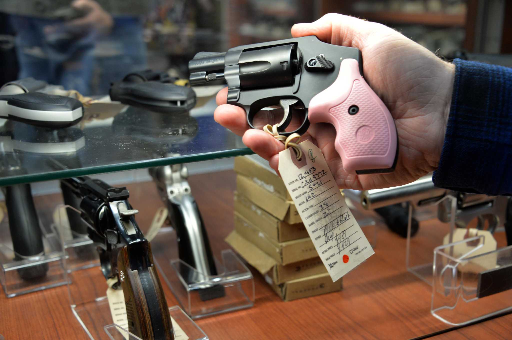 ATF raids Glenville gun store as part of yearslong criminal probe