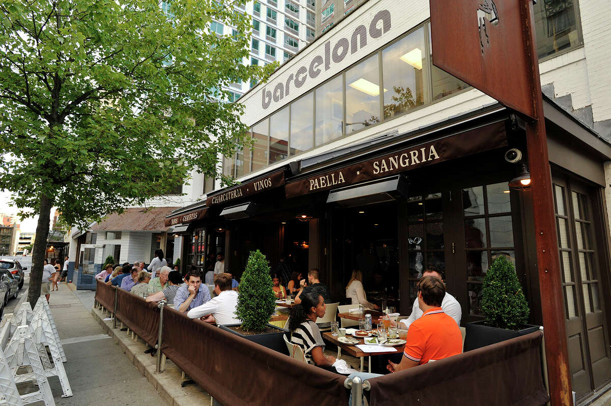 Stamford restaurants must pay for outdoor dining now