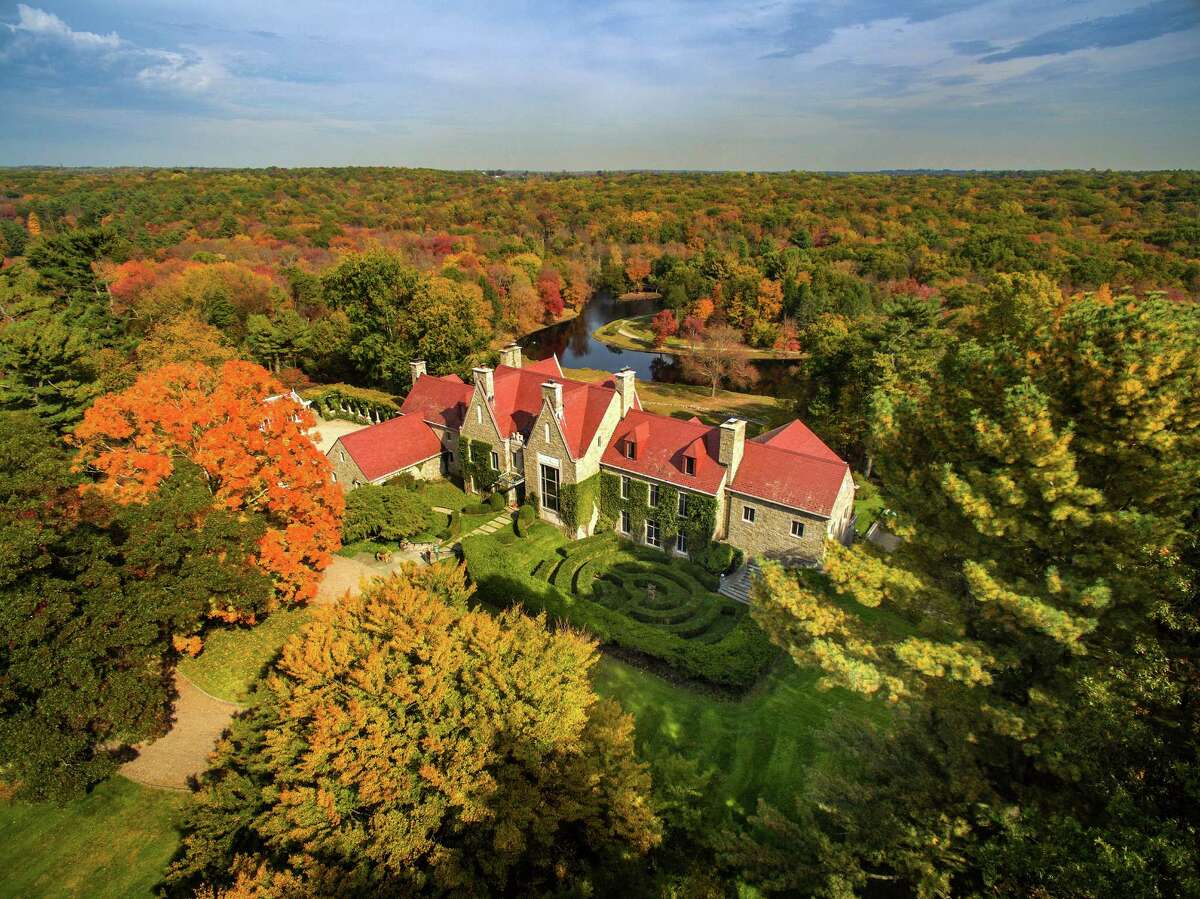 Truly Stunning Historical Estate in Garden City has Hit the Market (7… -  Dwell