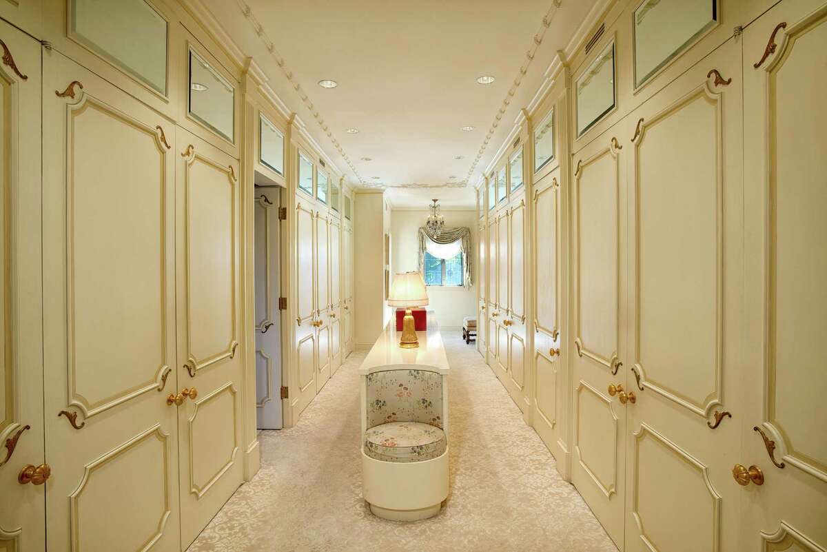 Hillandale Estate, former home of Liberty Travel founder, hits market