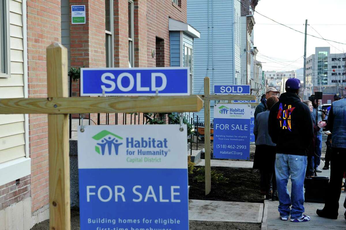 Habitat opens homes on Sheridan Avenue in Albany